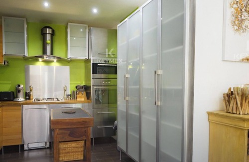 Barchetta Apartment | In Villa, Cosy apartment sleeps 4, Terrace, Private garden in Volpajola