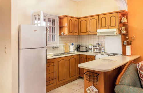 Melikia Apartment | In Villa Nikoli private apartment sleeps 5 AMA 223322