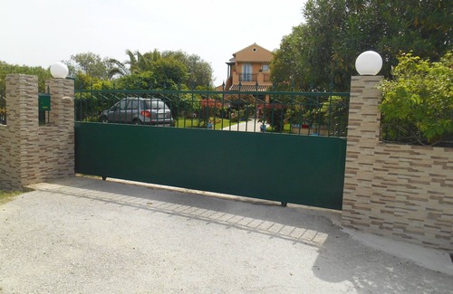 Melikia Apartment | In Villa Nikoli private apartment sleeps 5 AMA 223322