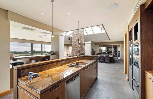 Gracetown House | Incognito An Exclusive Oceanfront Estate