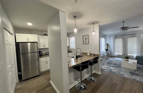 Westover Condo | Incredible 3BR w/KING beds, pool, and playground