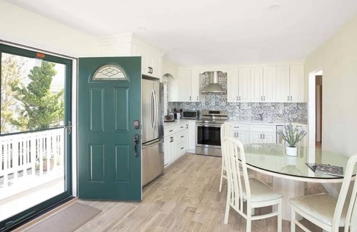 Mattituck Cottage | Incredible Beachfront Home w/Private Beach!