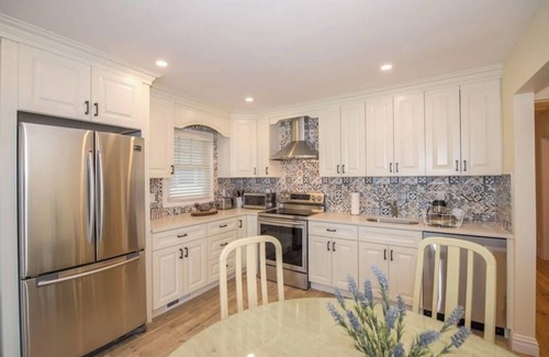 Mattituck Cottage | Incredible Beachfront Home w/Private Beach!