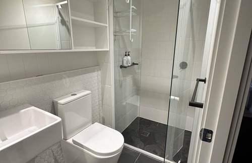 West Melbourne Apartment | Incredible CBD View Apartment