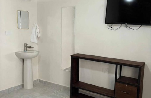Xalapa House | Incredible Room /centric/wi-fi/parking