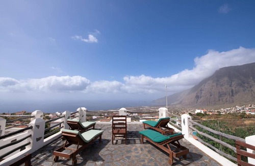 Tigaday Apartment | Increibles vistas al mar y a la montana, BBQ, Piscina y Tennis
