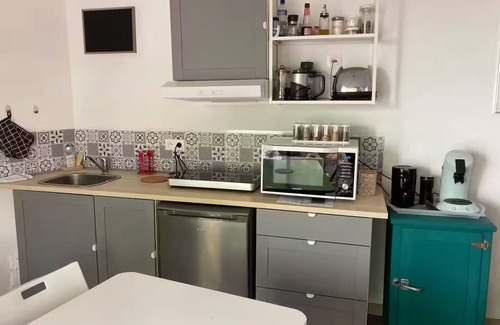 Poussan Apartment | Independent apartment in winemaker's house Poussan