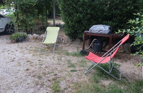 Aubagne Apartment | Independent apartment with garden in Provence near Casamance