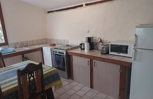 Sauve Cottage | Independent Cottage 2 bedrooms, garden pool WIFI set in meadows & great views