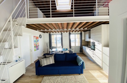Ponte Buriano House | Independent villa immersed in the green Tuscan hills