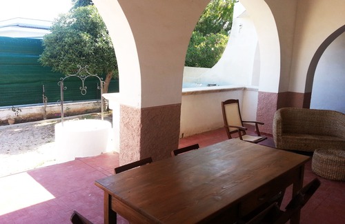 Campomarino di Maruggio Villa | Independent villa with two large verandas, 8 + 1 beds, 300 m from the sea.