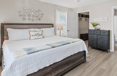 Indian Bayou House | Indian Lake 177 Condo ~ Salty Sandollar