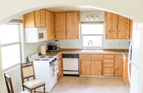 San Miguel House | Indian Valley Acorn Retreat