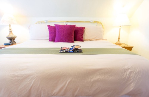 Antonito Bed & Breakfast | Indiana Jones Bed & Breakfast