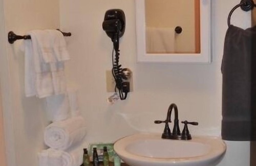 Antonito Bed & Breakfast | Indiana Jones Bed & Breakfast