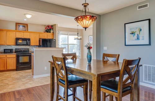 Indianapolis House | Indianapolis Home w/Patio & Community Pool!