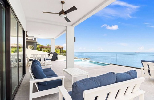 Cole Bay Villa | Indigo Oceanfront Condo Poolside - Unit 1, Indigo Oceanview Terrace Poolside