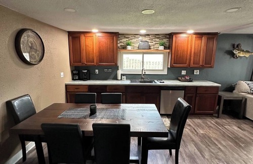 Vernon County House | Indoor Fish Cleaning - Darts - Poker - Newly Remodeled