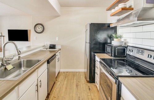 Skyway Condo | Indoor Pool Access: Colorado Springs Condo!