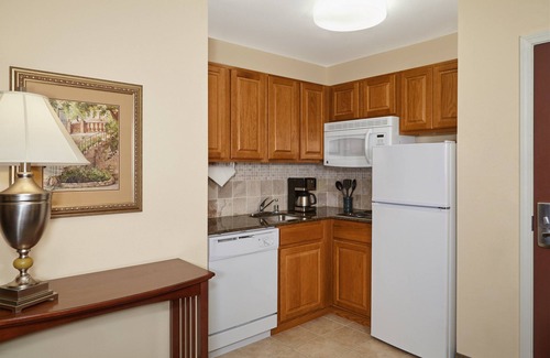 Franklin Condo | Indoor Pool + Hot Tub | Close to the Airport!