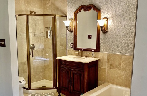 Falmouth House | Indoor pool off of the golf course