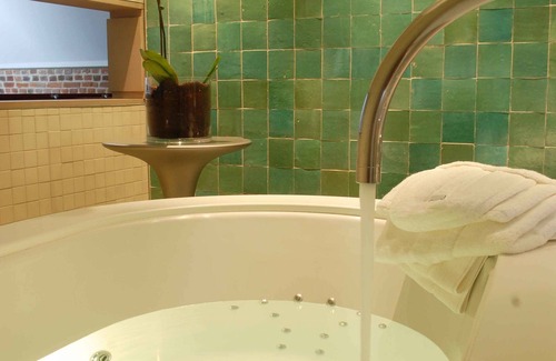 Loupoigne Bed & Breakfast | Indrani Lodge