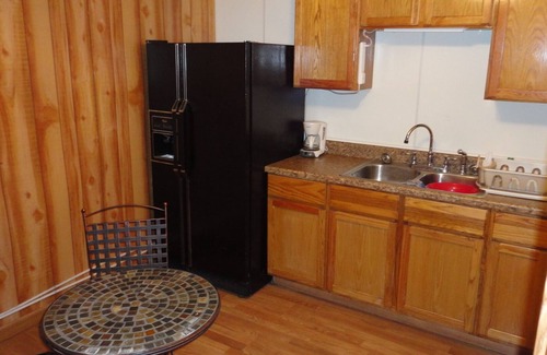 Hutchinson Apartment | Inexpensive Way To Have A Great Vacation.