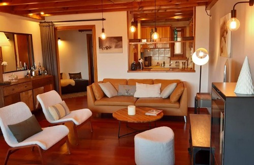 Angoustrine Apartment | Infinity Mountain View