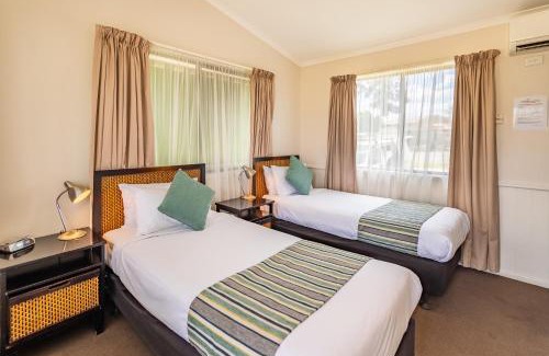 Emu Plains Resort | Ingenia Holidays Nepean River