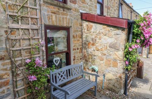 Little Haven House | Inglenook Cottage