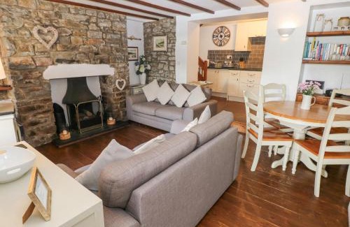 Little Haven House | Inglenook Cottage