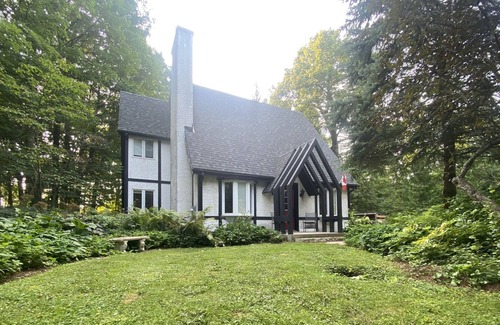 Georgian Bluffs Cottage | Inglis Falls Cottage