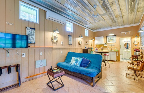 Inglis Apartment | Inglis Studio Home w/Covered Patio & Grill!