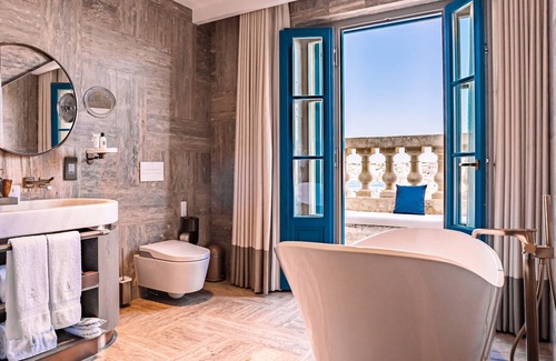 Valletta Hotel | Iniala Harbour House
