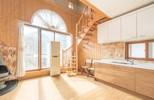 Inje House | Inje Leenchung Pension