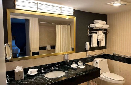Great Neck Plaza Hotel | Inn at Great Neck