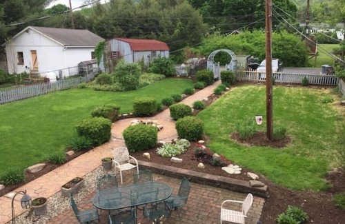 Boalsburg House | Inn Boalsburg- Springfield House