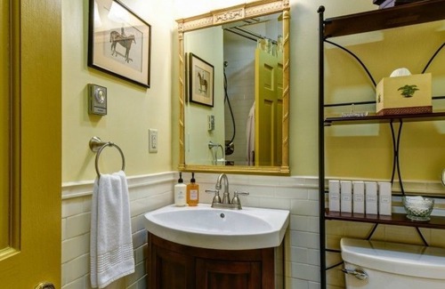 Exeter Bed & Breakfast | Inn By The Bandstand