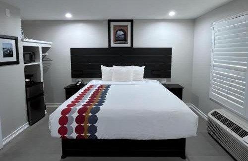 Munras Avenue Hotel | Inn By the Bay Monterey