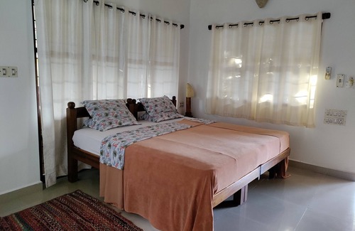 Kottakuppam Bed & Breakfast | Inn Pondiville Forest Retreat