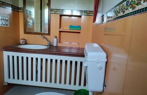 Kottakuppam Bed & Breakfast | Inn Pondiville Forest Retreat