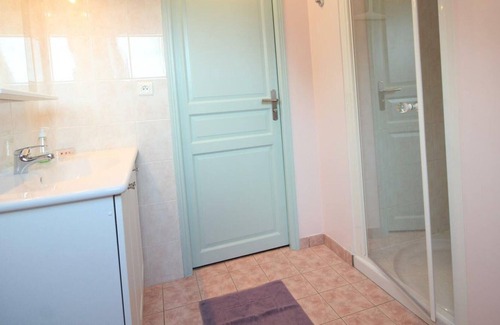 Roncherolles-en-Bray House | Inn Roncherolles-en-Bray, 3 bedrooms, 6 people