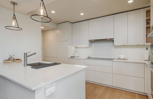 Inner Harbour Condo | Inner Harbour Seascape - Views Views Views!