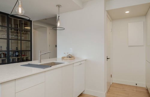 Inner Harbour Condo | Inner Harbour Seascape - Views Views Views!