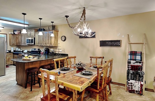Ruidoso Condo | Innsbrook 254 | Pet-Friendly, Great View, Amenities