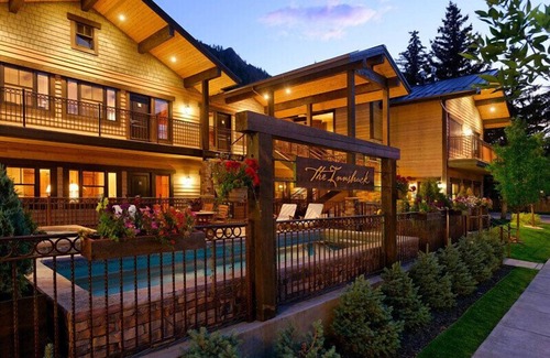 West End Condo | Innsbruck Aspen | Deluxe One-Bedroom Garden Residence 03 w/Hot tub, Centrally located