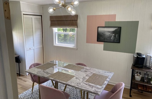 Summerlee House | Insta Worthy + 10 min to NRGNP+ Pets Welcome