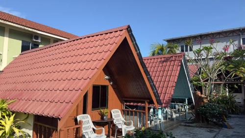 Teluk Nipah Ski Chalet | INTAN CHALEt