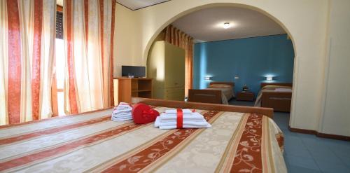 Mondragone Hotel | International Resort