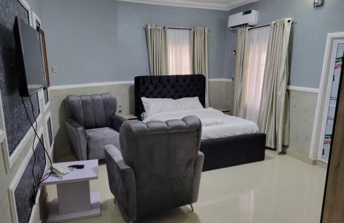 Obazu Hotel | International Royal Hotel
